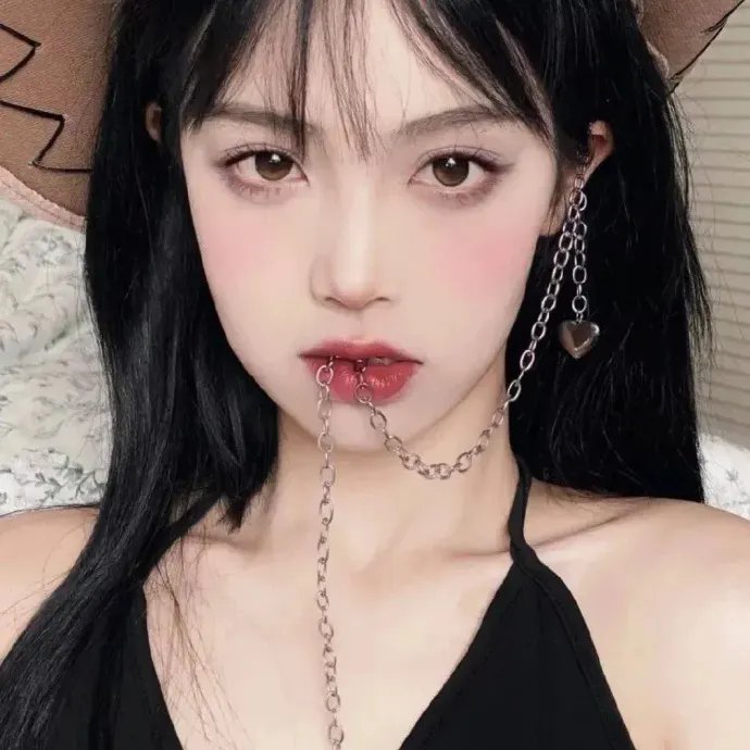 渺小而坚韧